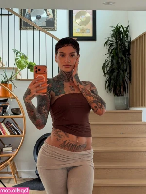 Kehlani - 🤩Feliz Navidad 🎄🎅 con @rafaelspainfree