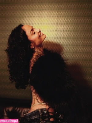 Kehlani - Check your inbox and soap me up!