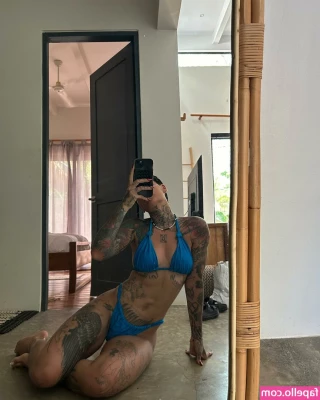 Kehlani - You can look  but you can t touch