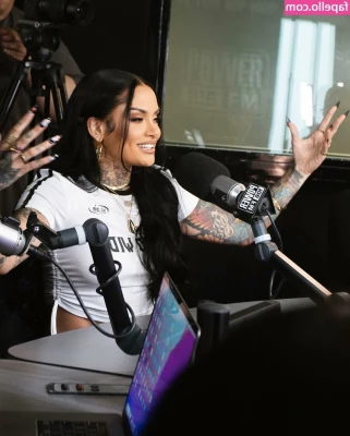 Kehlani - Shower Time  amp  Quick Masturbation  03 10   This isn t just about
