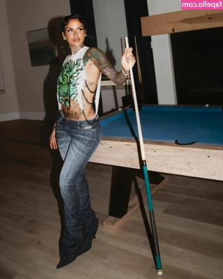 Kehlani - Hey new fans  Been feeling under the weather lately  but wanted to part 1