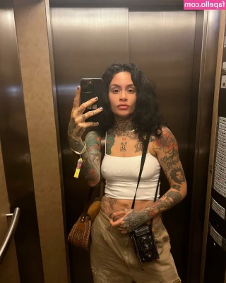 Kehlani - Is this outfit too slutty for school