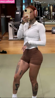 Kehlani - Check your DM nowwww 😭🥵