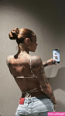 Kehlani - Lots more of this to cum.. 🌸