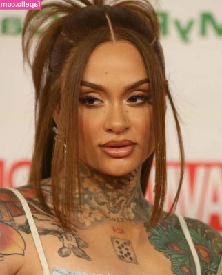 Kehlani - Dont you just love a creamy peach? 😏