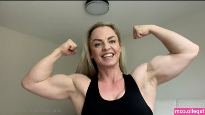 ellasfitnesslife - I don’t play hard to get, I just play to get you hard 💋♟️