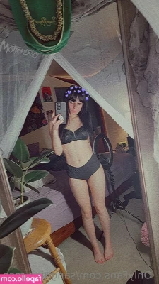 eviechristian - Just some underwear pictures to warm you up in the cold weather   