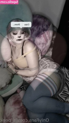 ls_peek [ ls-peek ] - Lil on the fuzzy side.. wanna help me shave? 😉