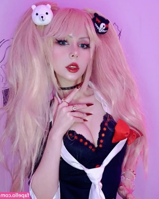 Nina Pessi [ nina-pessi ] - 🐷🐼 part 2