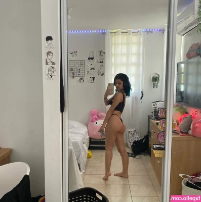 Camcriesincum - Squishy and soft 🤍