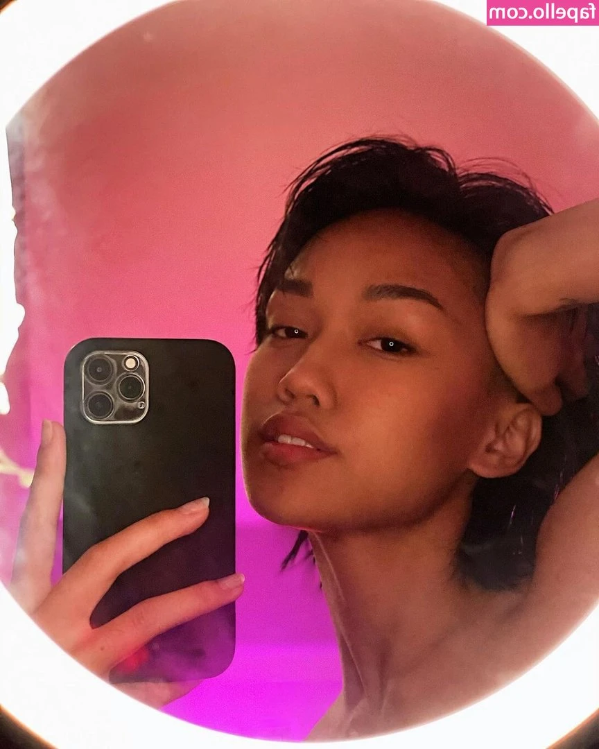 Tori Pareno [ tori-pareno ] - i am going live