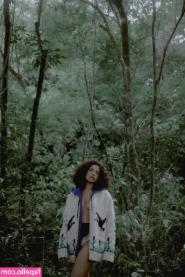 Bruna Linzmeyer [ bruna-linzmeyer ] - And also the last time I had stockings on  yura ararat  made me take