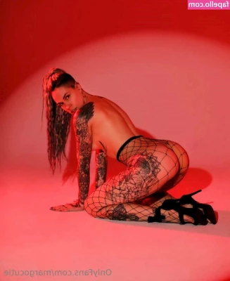 margocutie - Good afternoon lovers   Someone got a bit of a beating from their Dom
