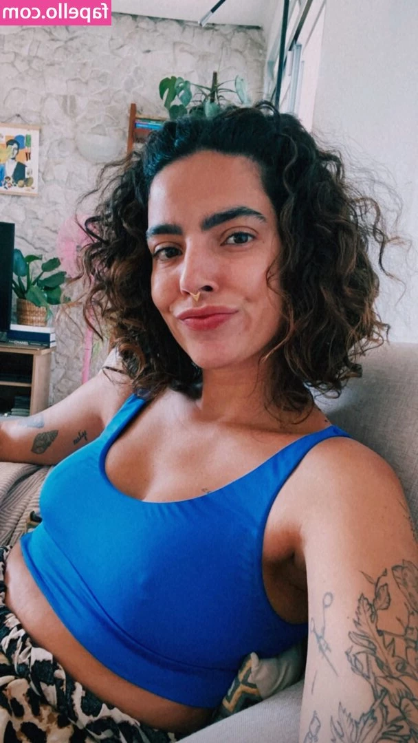 Laura Vicente [ laura-vicente ] - I wanna play with your virgin ass 😈