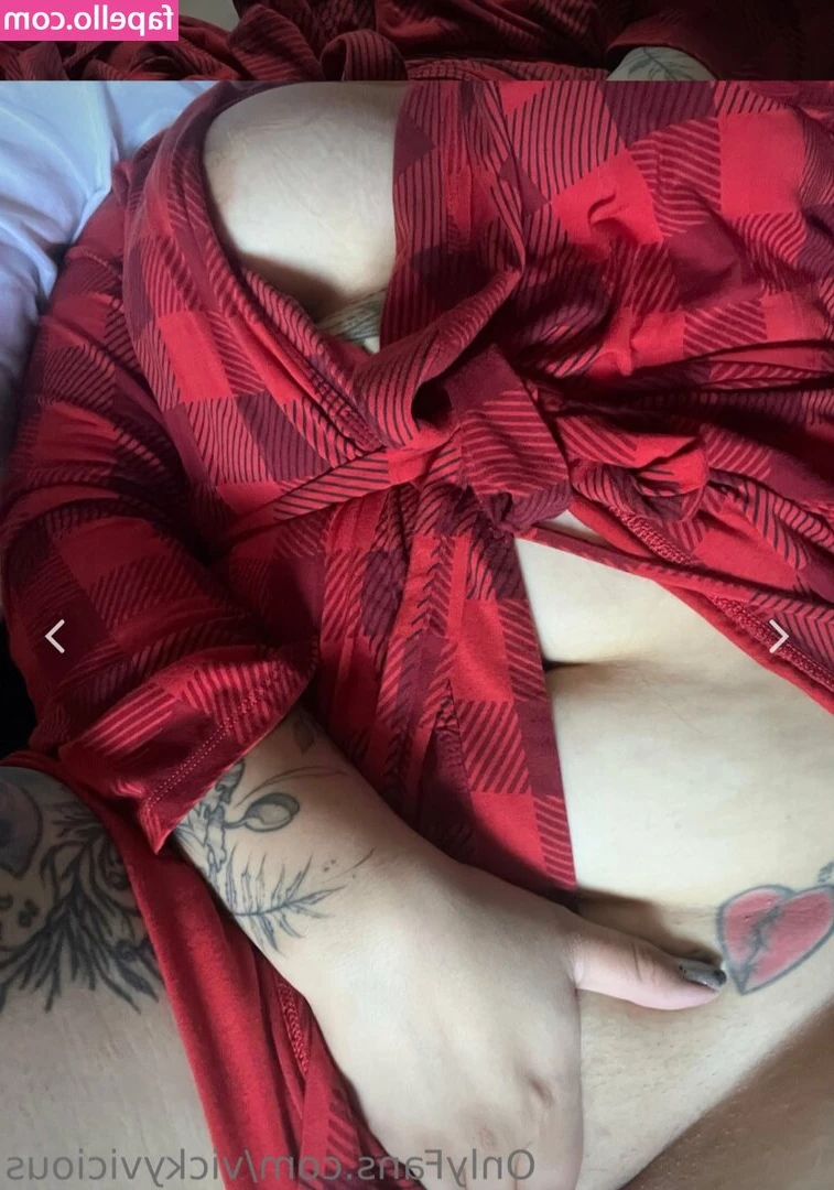 vickyvicious - Hola  Espero que les guste part 1