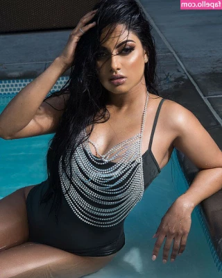 Chandrika Ravi [ chandrika-ravi ] - my ass waits for you