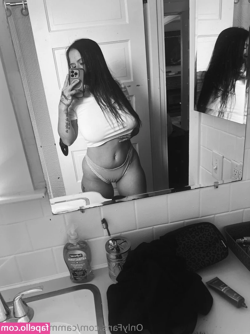 cammmbabbyyy - Bite it  baby
