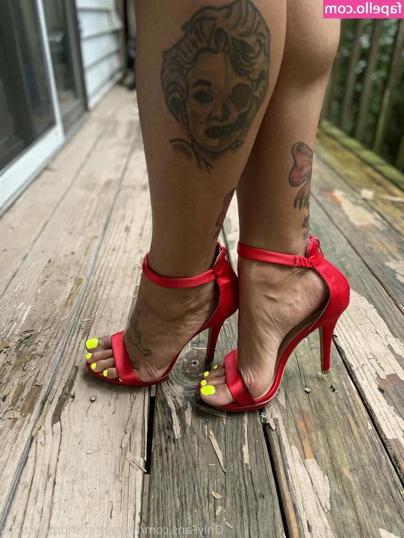 fantasyfetishproductions - Honey  Valentine s Day is coming up  And I want to spend the whole