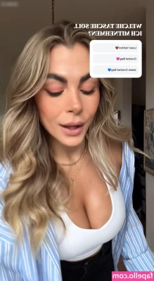 Lenaknk - Perky booty ;)