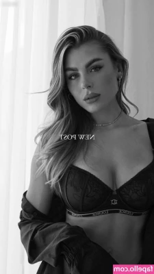 Lenaknk - Handsfree CumShot in undies
