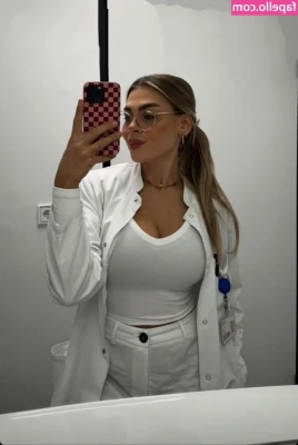Lenaknk - My body needs some attention