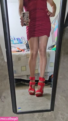 anyabrookfree - These fishnets are thirstyy for some cum on them😈 Can u cum on