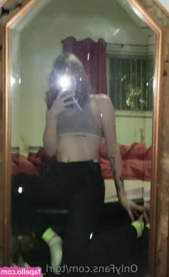 tgirl_autumn [ tgirl-autumn ] - Ass lookin extra fat