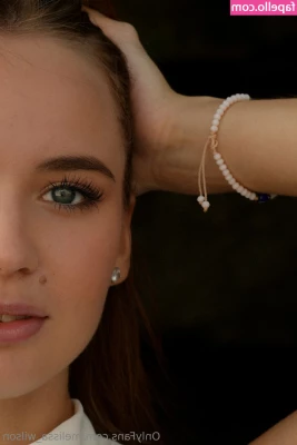 melissa_wilson [ melissa-wilson ] - Need some belly rubs and bulge play
