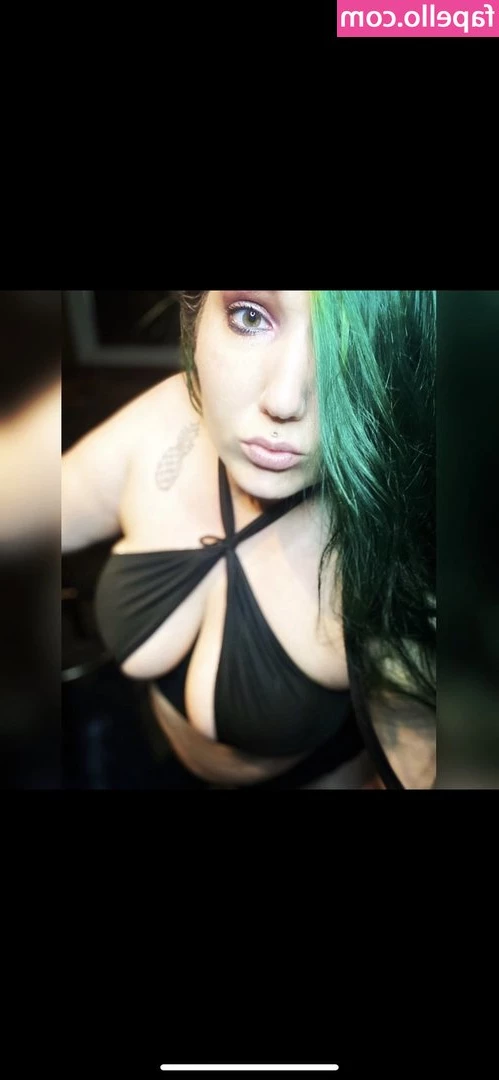 hotmessjessxxx - Hey y all sorry I ended up hurting my foot over the weekend so I ve part 1