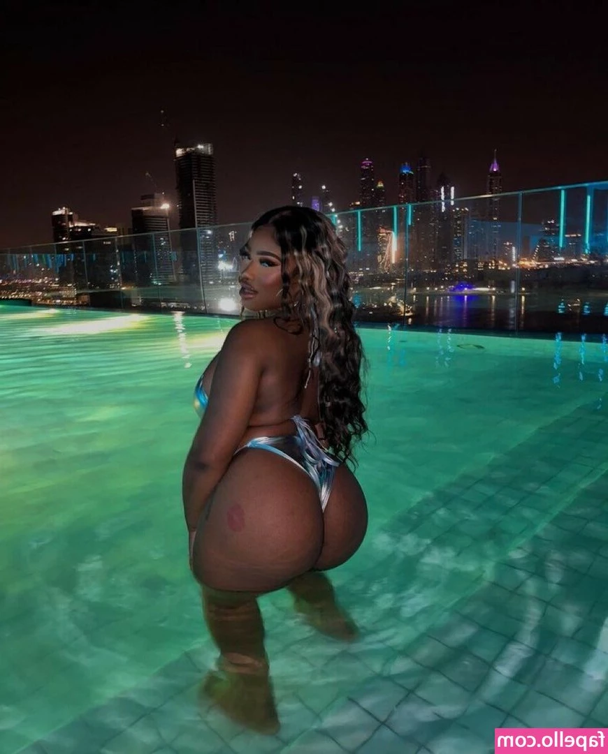 lollydollyx - hump day sale  when you subscribe to my special page you get a free