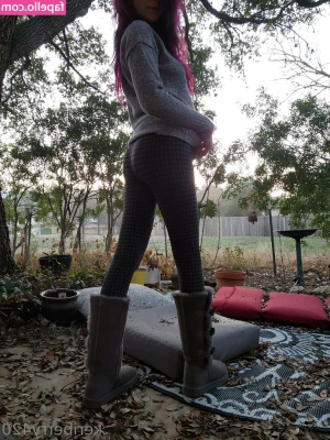 keriberry_420 [ keriberry-420 ] - Photo of 12/15/2023 at 3 months 1/2 of pregnancy 💖 Photo du