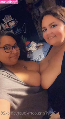 bustychick26 - BROOKLYN   SPRING BREAK 2022
