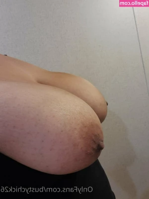 bustychick26 - Bumbum