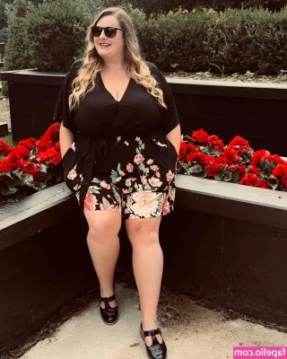 Rosie Wise [ rosie-wise-1 ] - Friday could not come quick enough this week!!!! And we have a 3 day