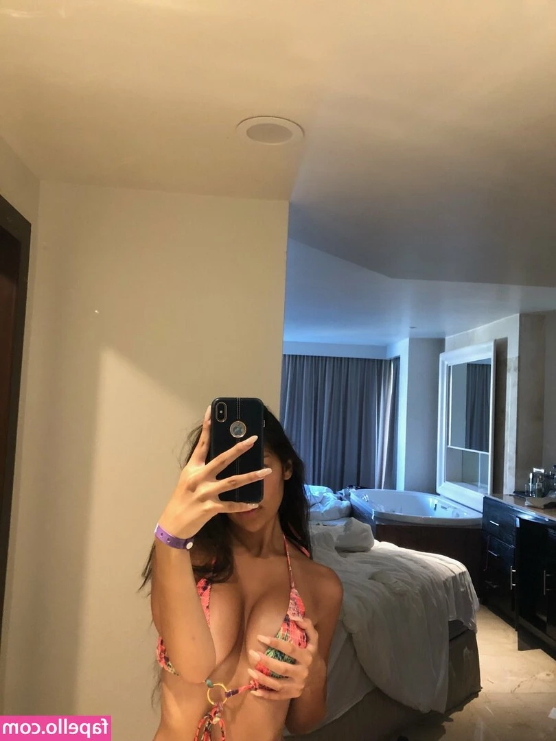 Naaataliee22 - I’m starting to love anal play 🥺