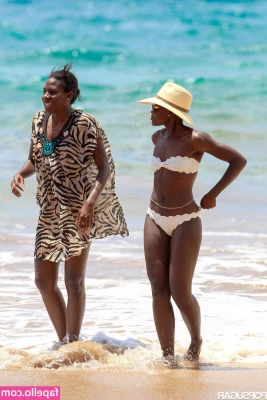 Lupita Nyong'o [ lupita-nyong-o ] - IM HORNY ASF 😱 my pussy is leaking through my thong and i’m just