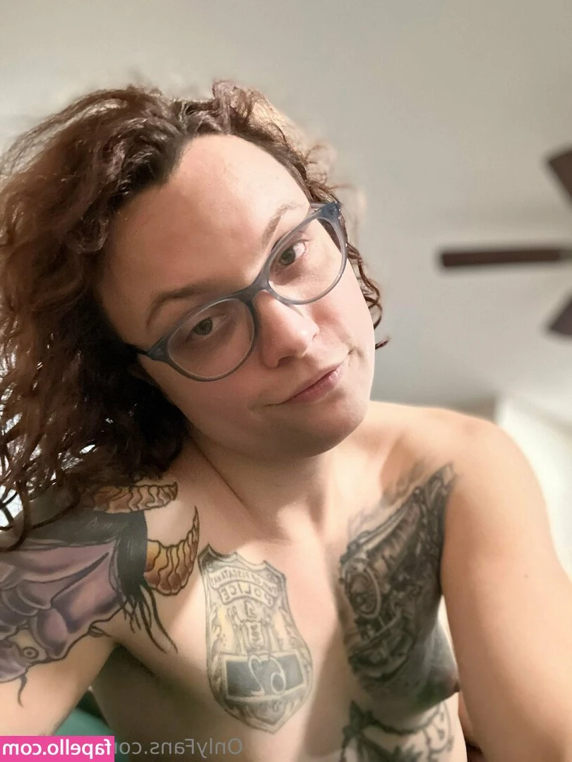 msgiana - Bedtime for this slut...