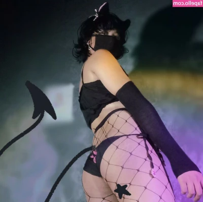 Skyeran - Desperately need your tongue 🤭💞