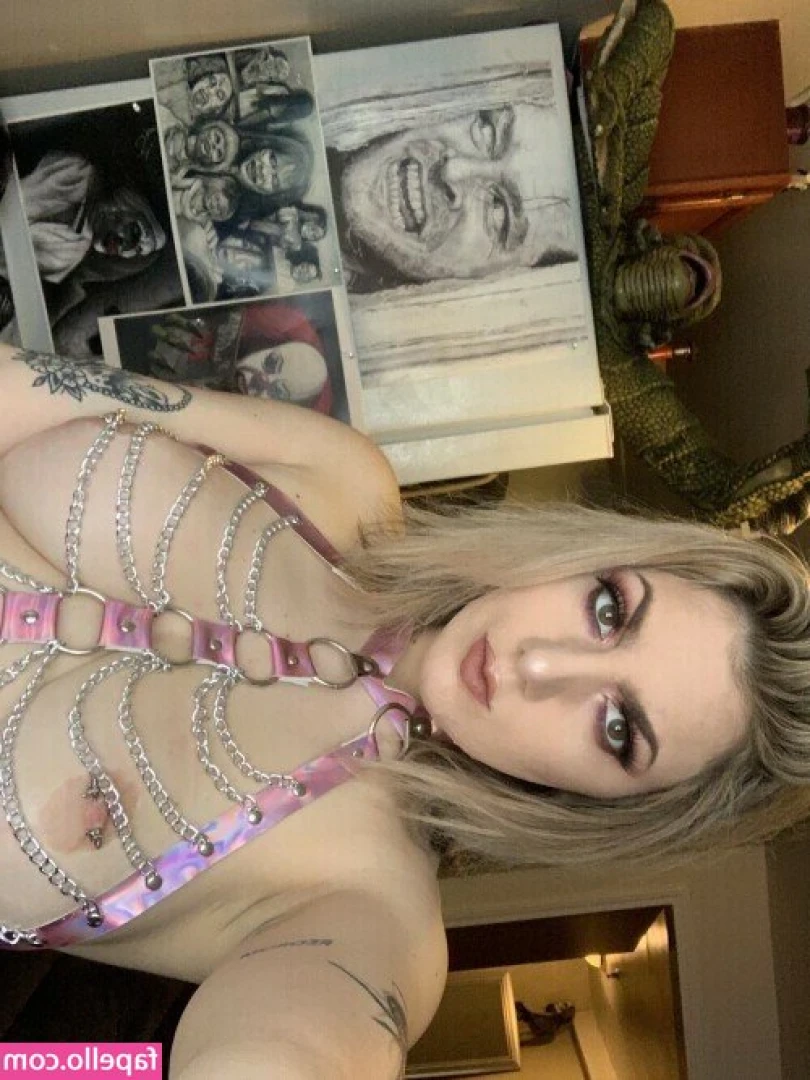 Xxxorcist - We made it to Friday! 😈