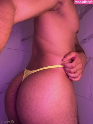 xevric - Hey sexy Peeps! Anyone interested in buying my used panties? Send me