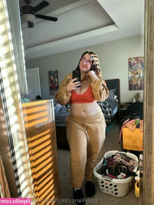 veronicavansingfree - Now that the weather is getting warmer, I can start being a slut