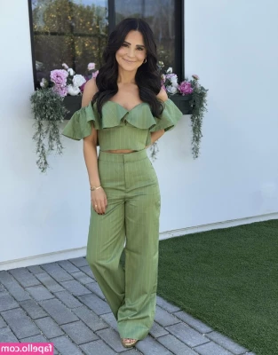 Rosanna Pansino [ rosanna-pansino ] - Boa semaninha meus amores. ❤️🍑 Colchãozinho no chão, pra