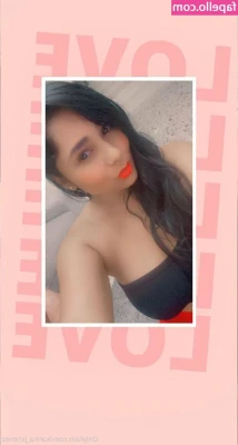 karina_jimenez [ karina-jimenez ] - Just my typical pose in front of my friends🥺👍🏻 Do you think