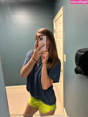 peachynursevip - Perv caught by cop 2