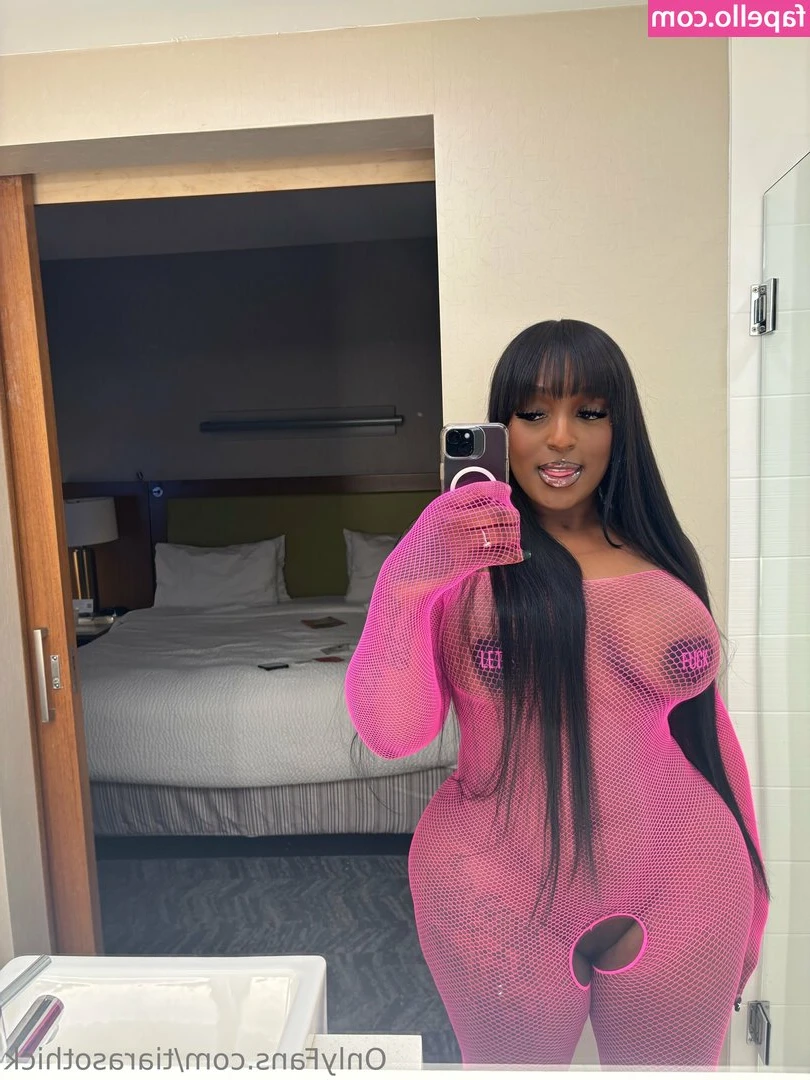 tiarasothick - Let’s make love in front of a mirror so that I can see you doing it