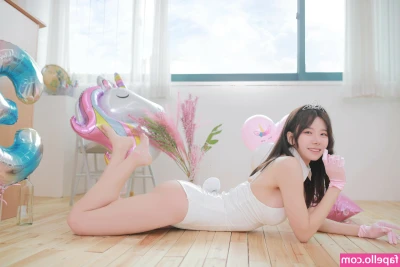 nariddyang - Wanna misbehave daddy? We can do it on VIDEOCALLS, SEXTING SESSIONS,
