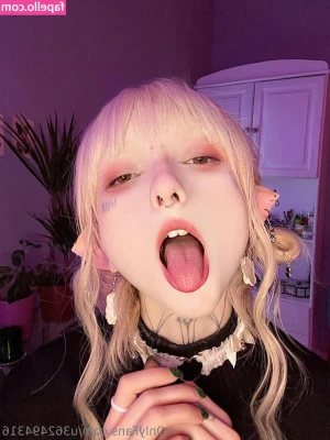 kirrasin [ kirrasin-1 ] - Already tired or something else on your mind? 😏