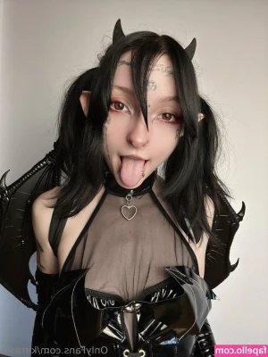 kirrasin [ kirrasin-1 ] - I’m looking for a freak like me on here. Where you at baby?!