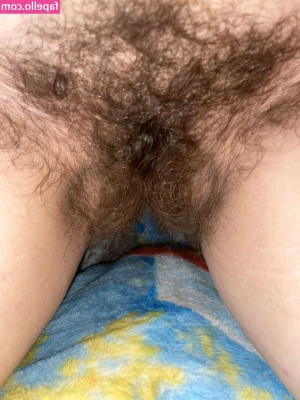 luciddahlia69 - Just made a really 🔥🔥🔥7 minute pantyless upskirt custom