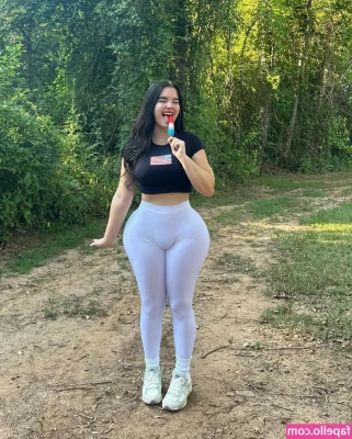 nikkiskies - Instead of punch me, where would you kiss me? 🙈😈 I'll send you